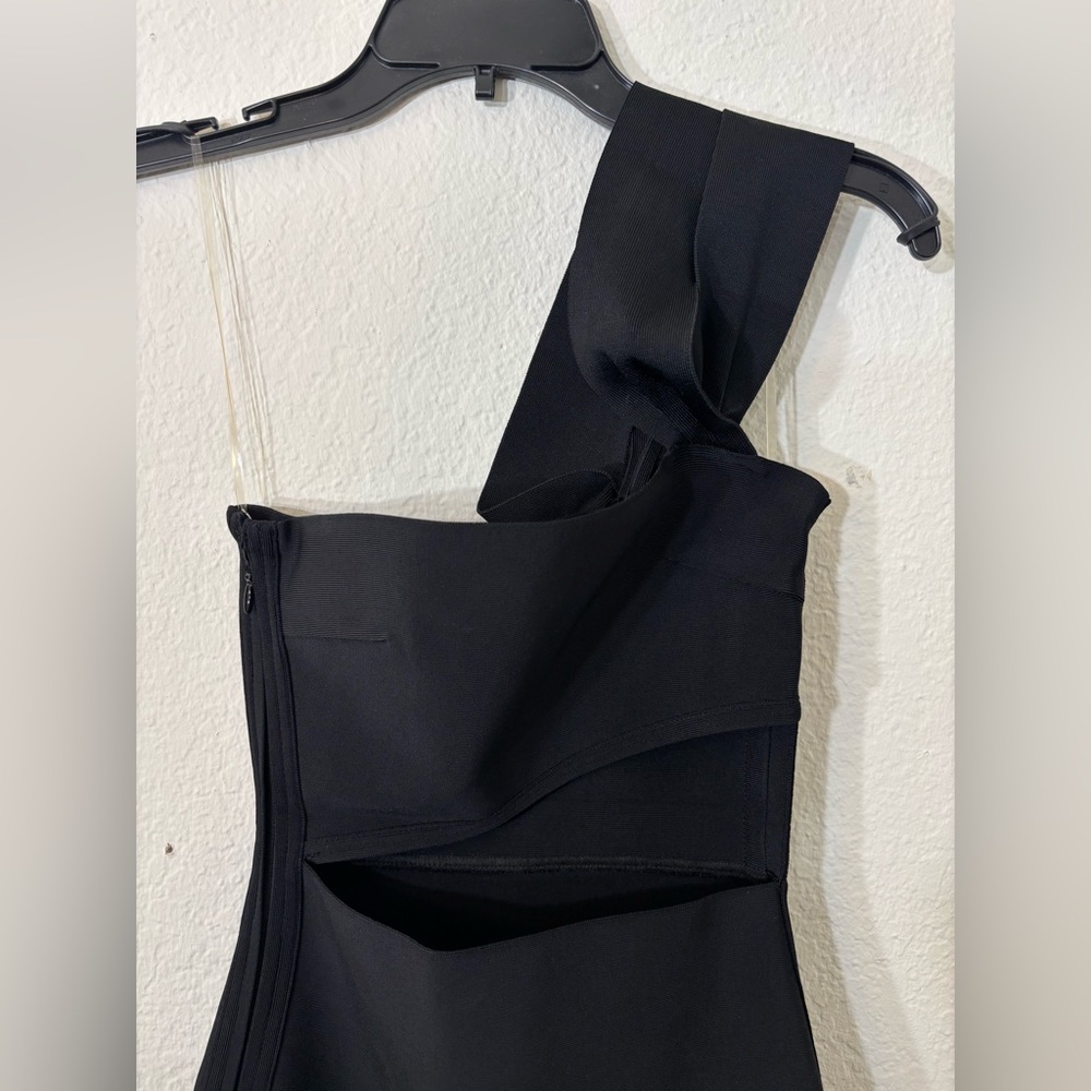 House of CB London Aina Black Cutout One-Shoulder Midi Dress XS - Picture 3 of 12